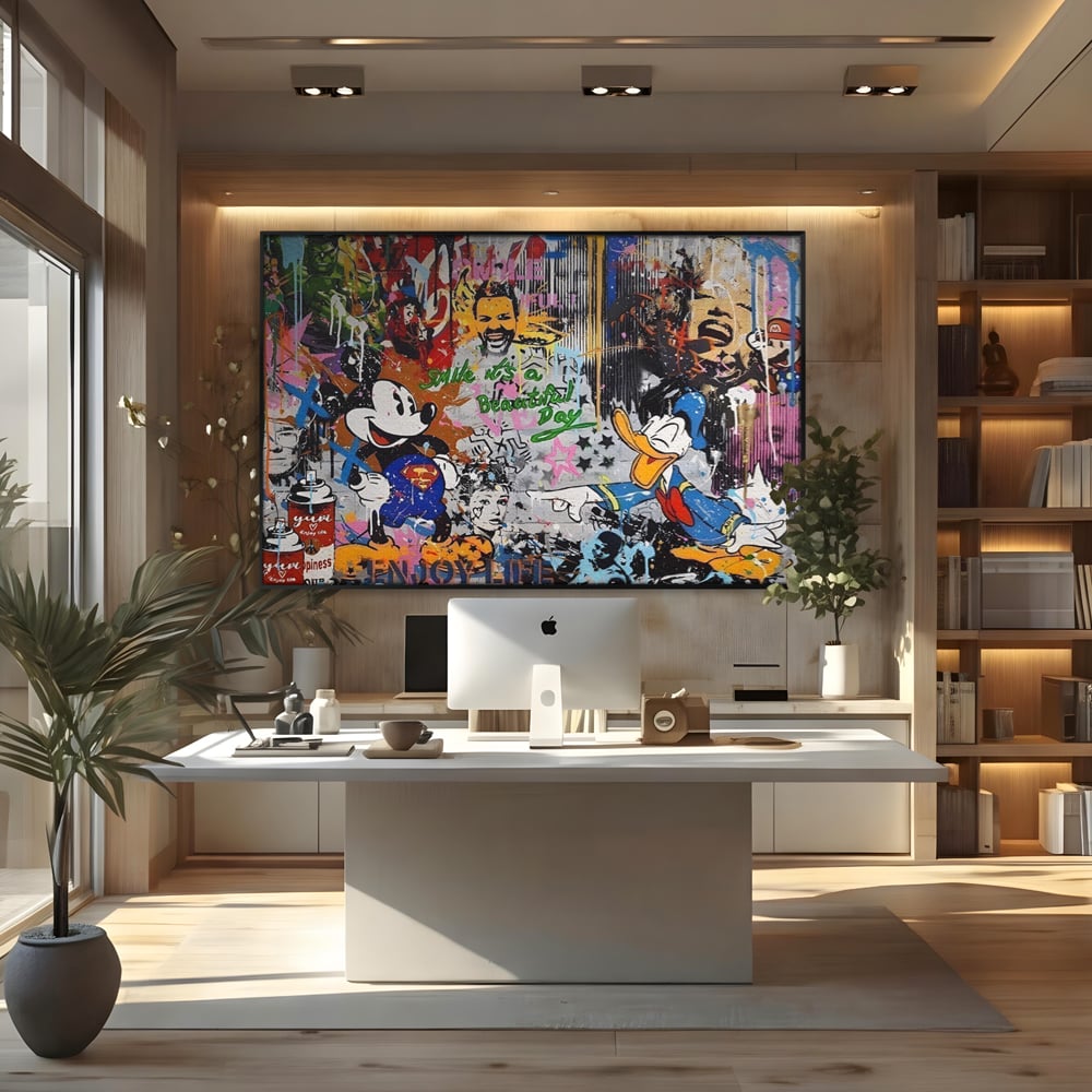 Tablou canvas cu tablou canvas cu graffiti si desene animate, in rama de aluminiu negru, pe perete intr-un birou